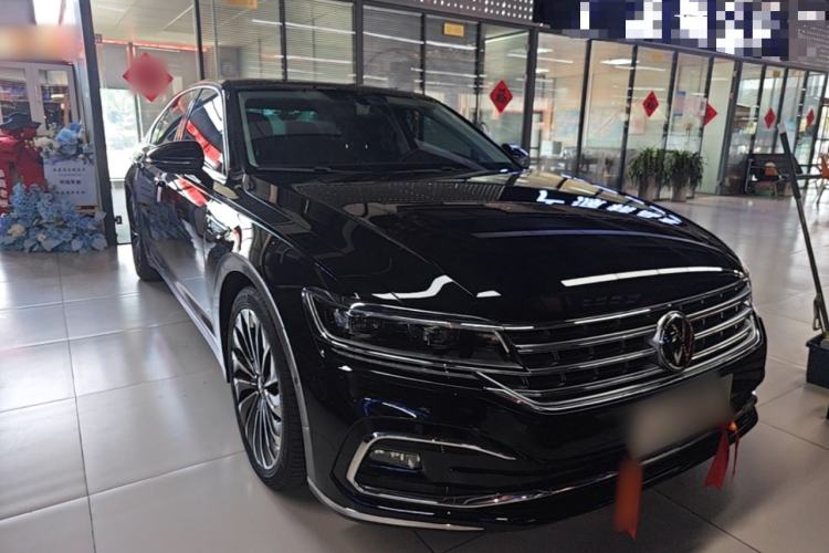 Used Volkswagen Phideon 2021 380TSI Prestige Edition Front