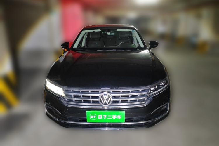 Used Volkswagen Phideon 2021 380TSI Luxury Edition Front