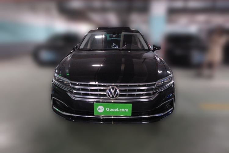 Used Volkswagen Phideon 2021 380TSI Luxury Edition Front
