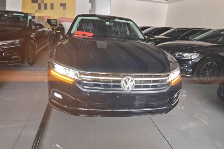 Used Volkswagen Phideon 2021 380TSI Prestige Edition Front