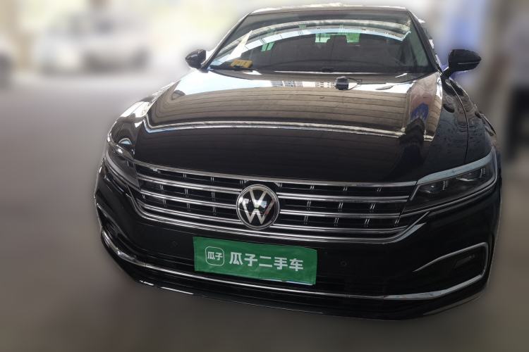 Used Volkswagen Phideon 2021 380TSI Luxury Edition Front
