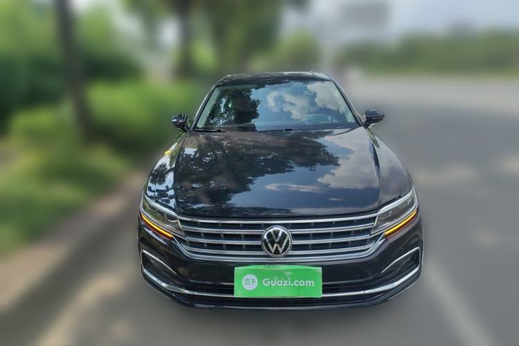 Used Volkswagen Phideon 2021 380TSI Luxury Edition Front