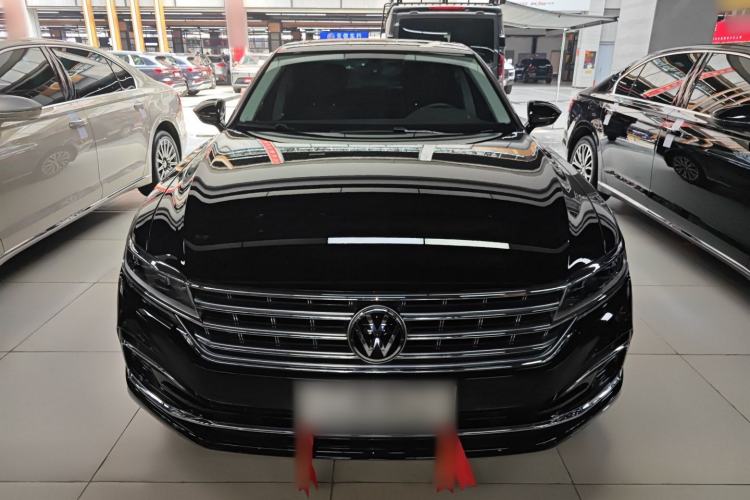 Used Volkswagen Phideon 2021 380TSI Luxury Edition Front