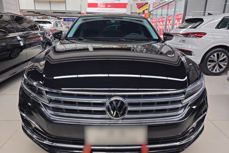 Used Volkswagen Phideon 2021 380TSI Luxury Edition Front