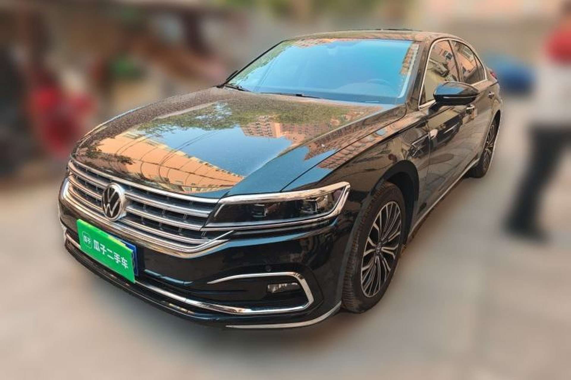 Used Volkswagen Phideon 2021 380TSI Luxury Edition Front Left 45 Deg