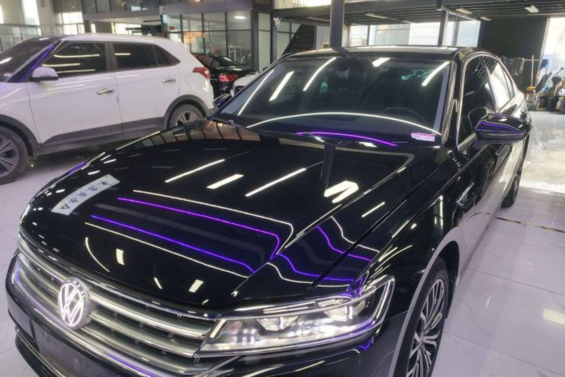 Used Volkswagen Phideon 2021 380TSI Luxury Edition Front Left 45 Deg