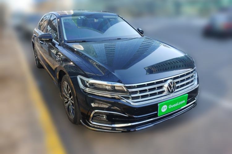 Used Volkswagen Phideon 2021 380TSI Luxury Edition Front Right 45 Deg