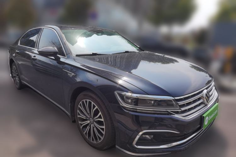 Used Volkswagen Phideon 2021 380TSI Luxury Edition Front Right 45 Deg