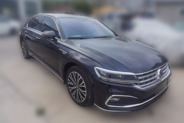 Used Volkswagen Phideon 2021 380TSI Luxury Edition Front Right 45 Deg
