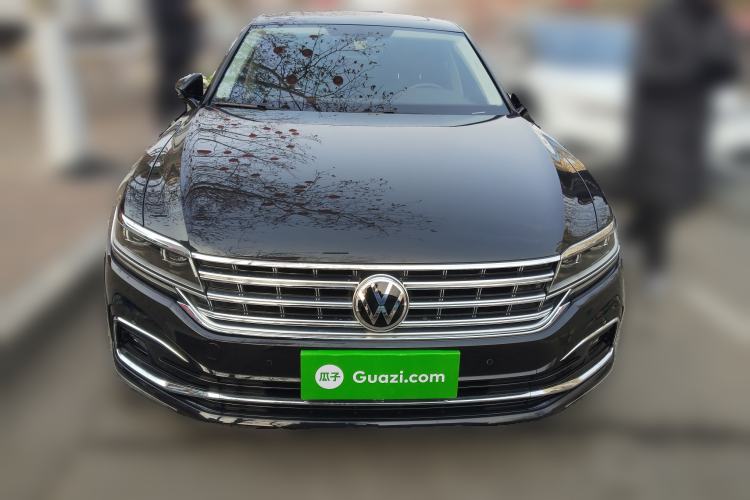 Used Volkswagen Phideon 2021 380TSI Prestige Edition Front