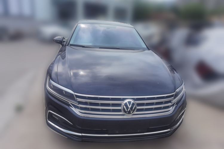 Used Volkswagen Phideon 2021 380TSI Luxury Edition Front