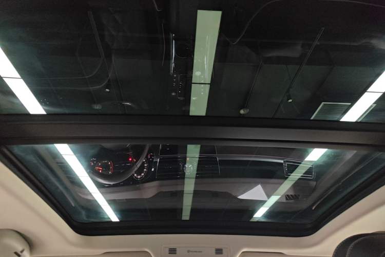 Used Volkswagen Phideon 2021 380TSI Prestige Edition Headliner