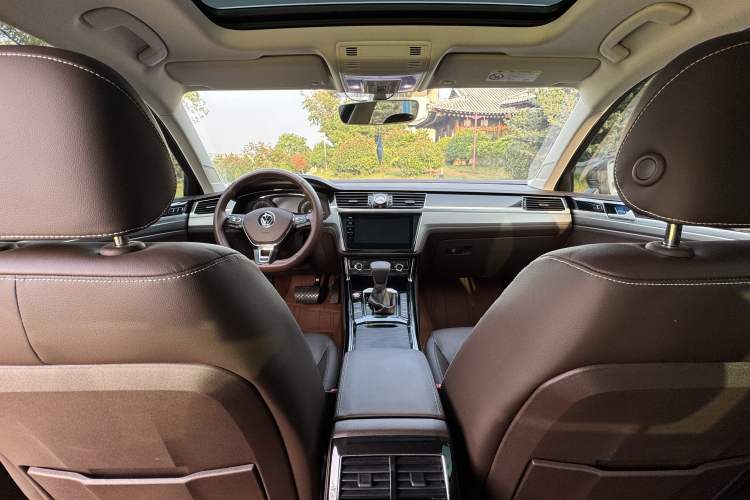 Used Volkswagen Phideon 2021 380TSI Luxury Edition Headliner
