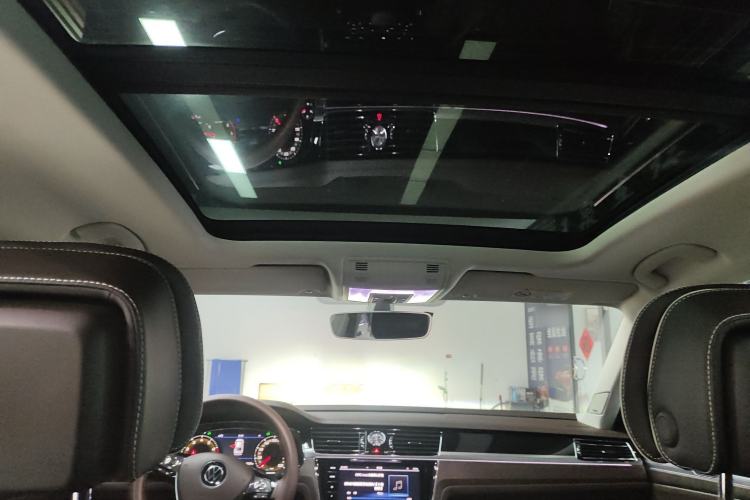 Used Volkswagen Phideon 2021 380TSI Prestige Edition Headliner