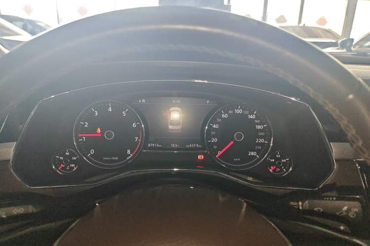Used Volkswagen Phideon 2021 380TSI Prestige Edition Instrument Cluster