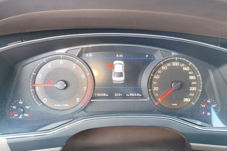 Used Volkswagen Phideon 2021 380TSI Luxury Edition Instrument Cluster