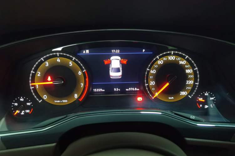 Used Volkswagen Phideon 2021 380TSI Luxury Edition Instrument Cluster