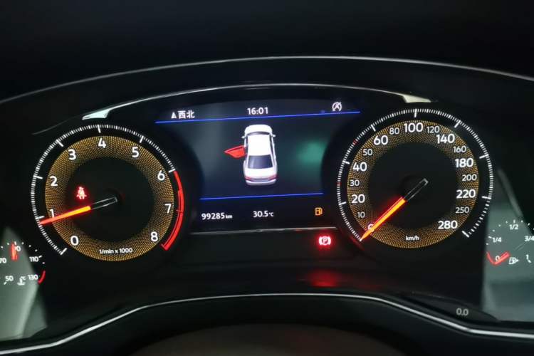 Used Volkswagen Phideon 2021 380TSI Luxury Edition Instrument Cluster