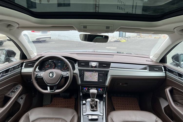 Used Volkswagen Phideon 2021 380TSI Luxury Edition Interior 1