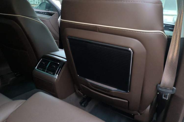 Used Volkswagen Phideon 2021 380TSI Luxury Edition Interior 11