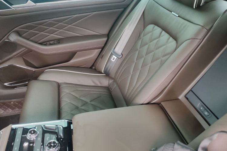 Used Volkswagen Phideon 2021 380TSI Prestige Edition Interior 2