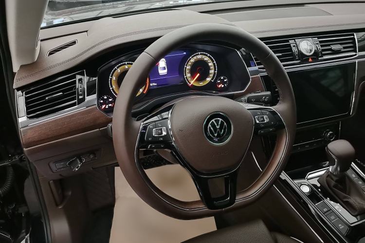 Used Volkswagen Phideon 2021 380TSI Flagship Edition Interior 2