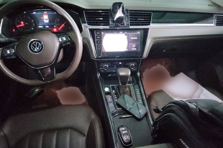 Used Volkswagen Phideon 2021 380TSI Luxury Edition Interior 2