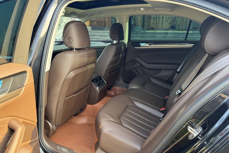 Used Volkswagen Phideon 2021 380TSI Luxury Edition Interior 3