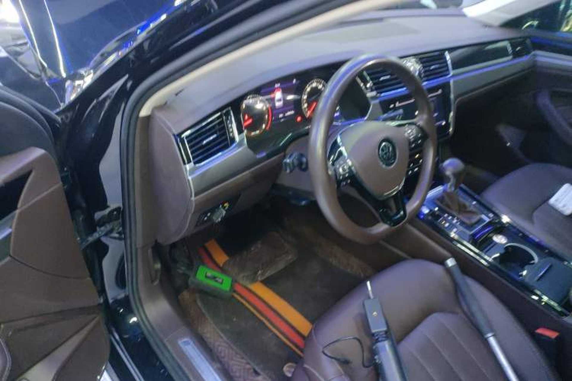 Used Volkswagen Phideon 2021 380TSI Luxury Edition Interior 3