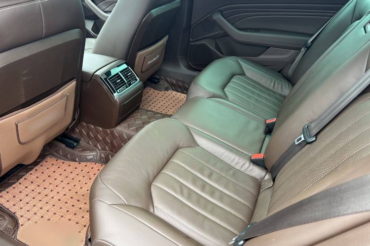 Used Volkswagen Phideon 2021 380TSI Luxury Edition Interior 4