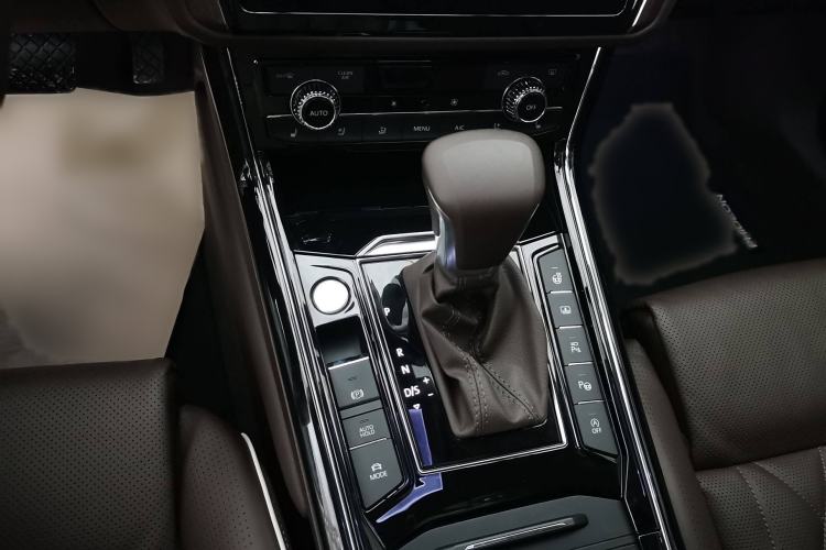 Used Volkswagen Phideon 2021 380TSI Flagship Edition Interior 4