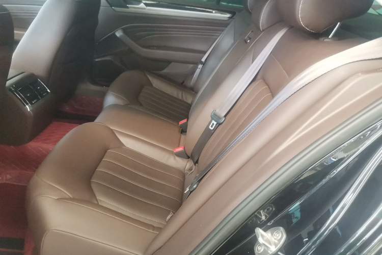 Used Volkswagen Phideon 2021 380TSI Luxury Edition Interior 4