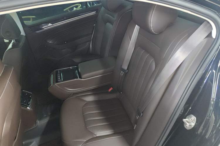 Used Volkswagen Phideon 2021 380TSI Luxury Edition Interior 4