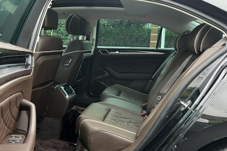 Used Volkswagen Phideon 2021 380TSI Prestige Edition Interior 4