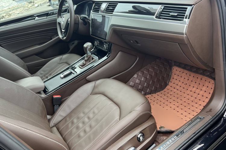 Used Volkswagen Phideon 2021 380TSI Luxury Edition Interior 5
