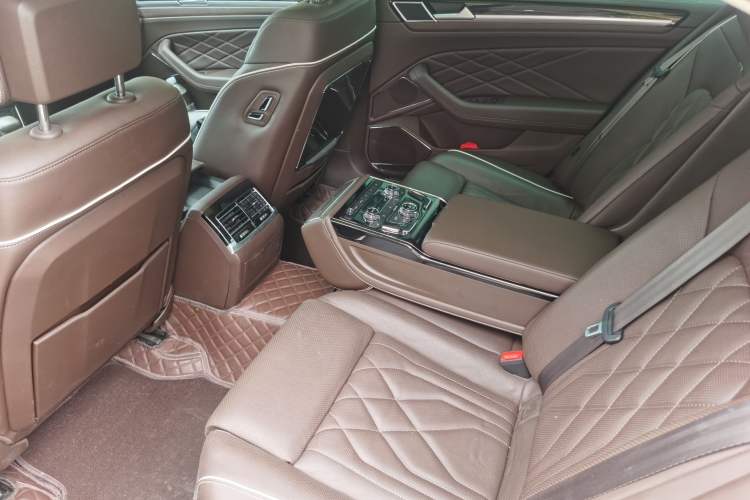 Used Volkswagen Phideon 2021 380TSI Prestige Edition Interior 5