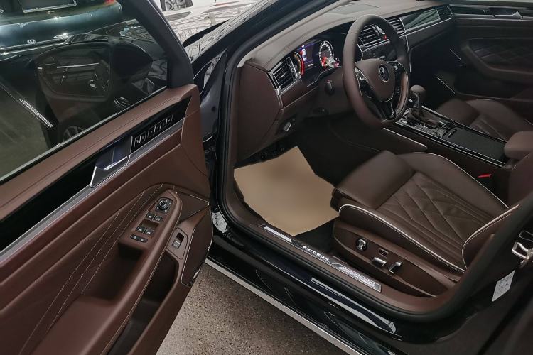 Used Volkswagen Phideon 2021 380TSI Flagship Edition Interior 5
