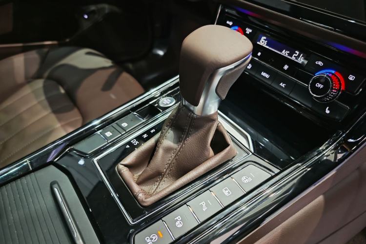 Used Volkswagen Phideon 2021 380TSI Luxury Edition Interior 6