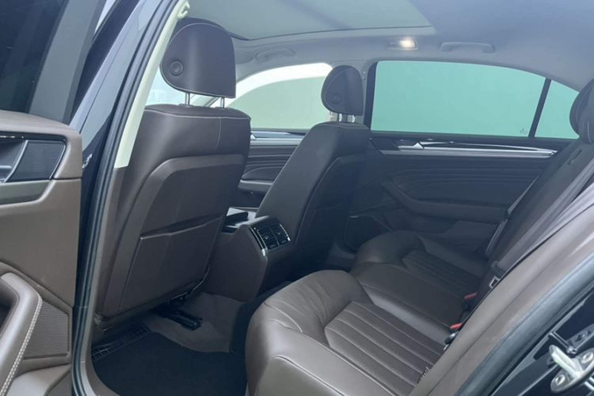 Used Volkswagen Phideon 2021 380TSI Luxury Edition Interior 7