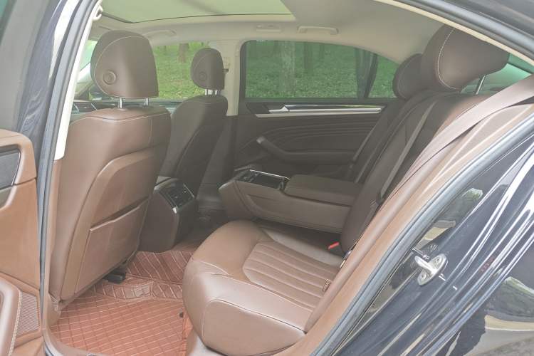 Used Volkswagen Phideon 2021 380TSI Luxury Edition Interior 8