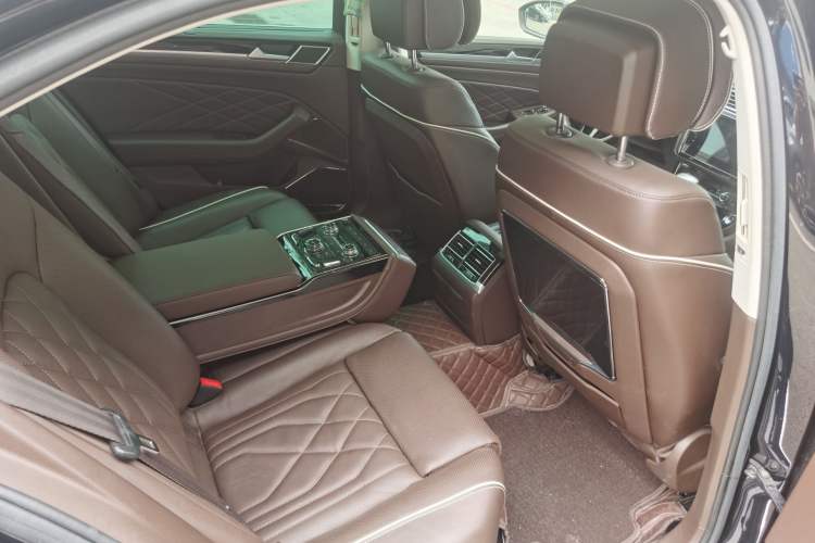 Used Volkswagen Phideon 2021 380TSI Prestige Edition Interior 9