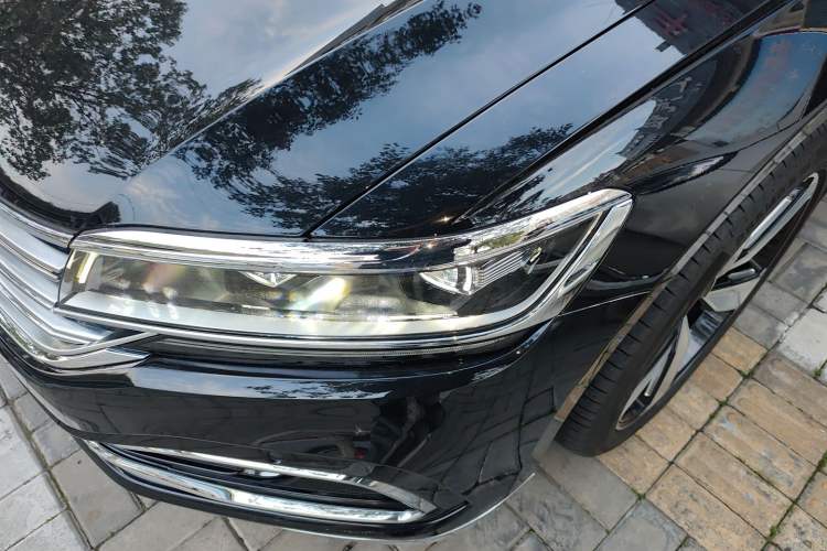 Used Volkswagen Phideon 2021 380TSI Prestige Edition Left Front Headlight