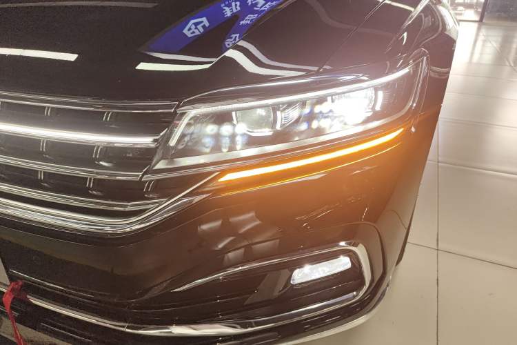 Used Volkswagen Phideon 2021 380TSI Luxury Edition Left Front Headlight