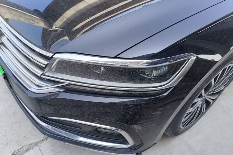 Used Volkswagen Phideon 2021 380TSI Luxury Edition Left Front Headlight