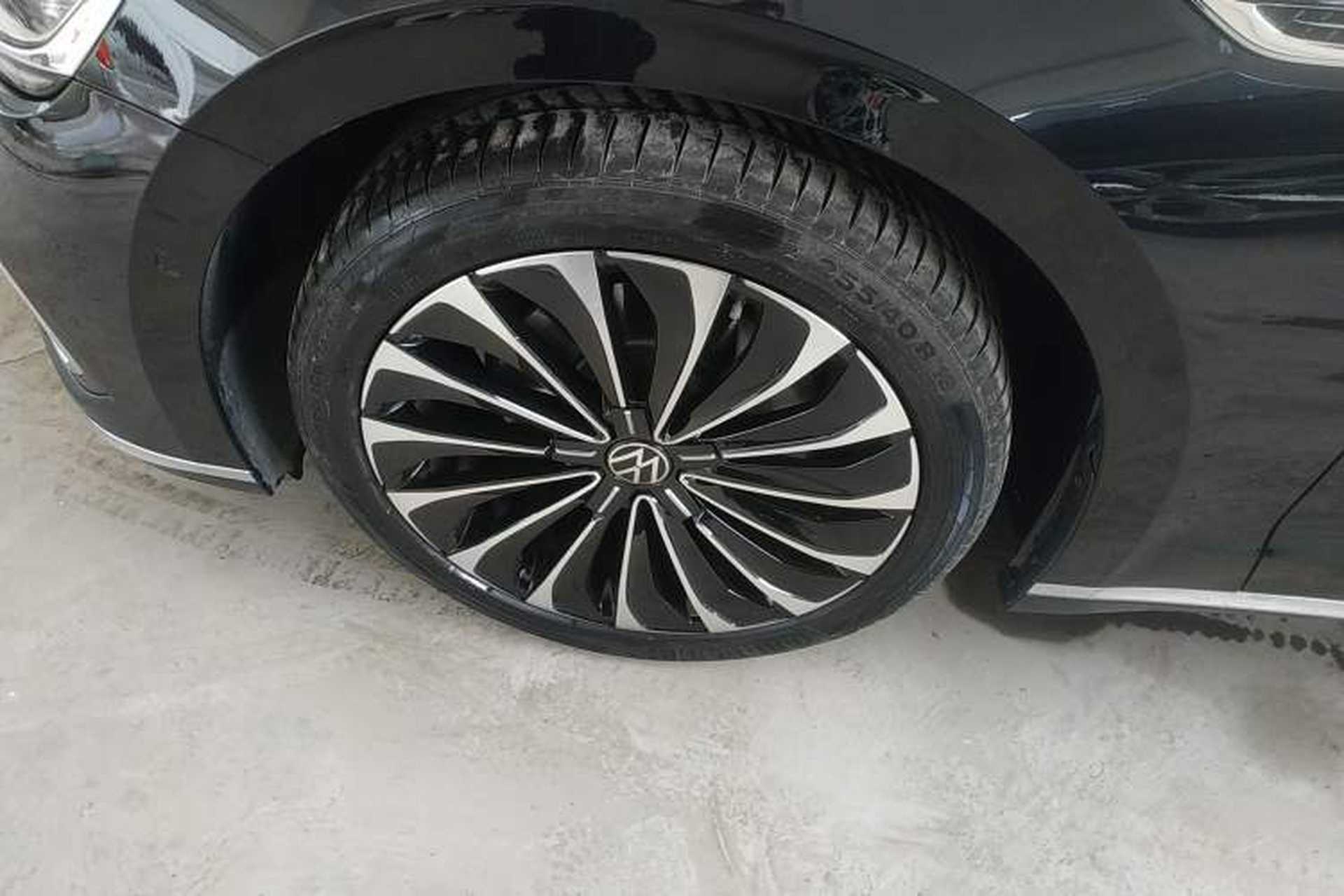 Used Volkswagen Phideon 2021 380TSI Flagship Edition Left Front Wheel Hub