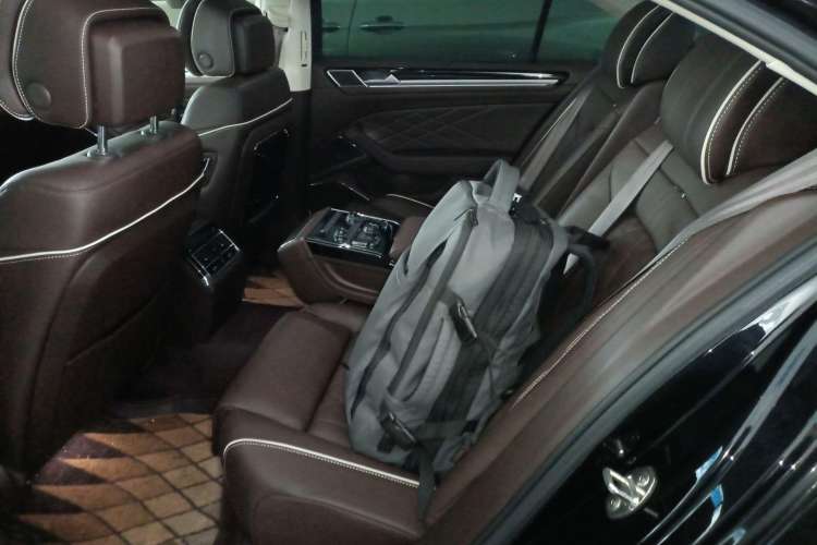 Used Volkswagen Phideon 2021 380TSI Prestige Edition Left Rear Seat