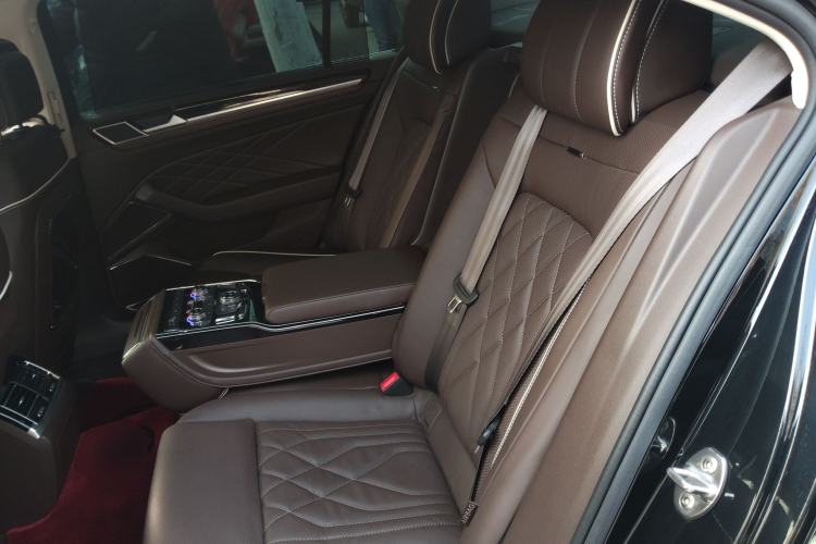 Used Volkswagen Phideon 2021 380TSI Prestige Edition Left Rear Seat