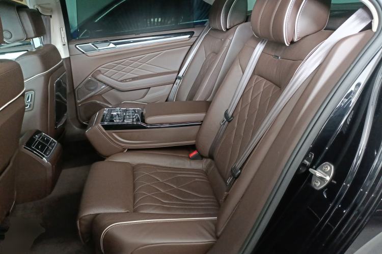 Used Volkswagen Phideon 2021 380TSI Prestige Edition Left Rear Seat
