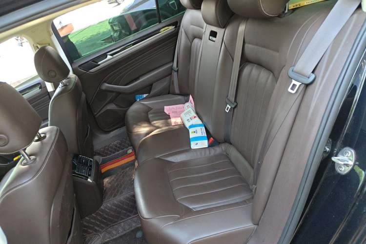 Used Volkswagen Phideon 2021 380TSI Luxury Edition Left Rear Seat
