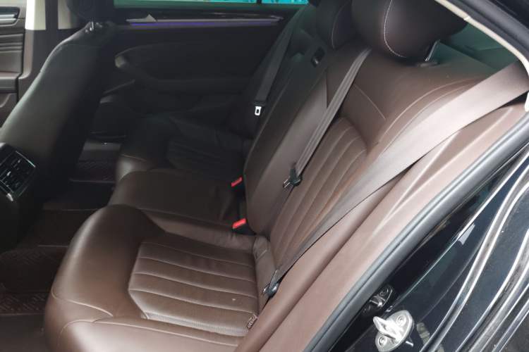 Used Volkswagen Phideon 2021 380TSI Luxury Edition Left Rear Seat